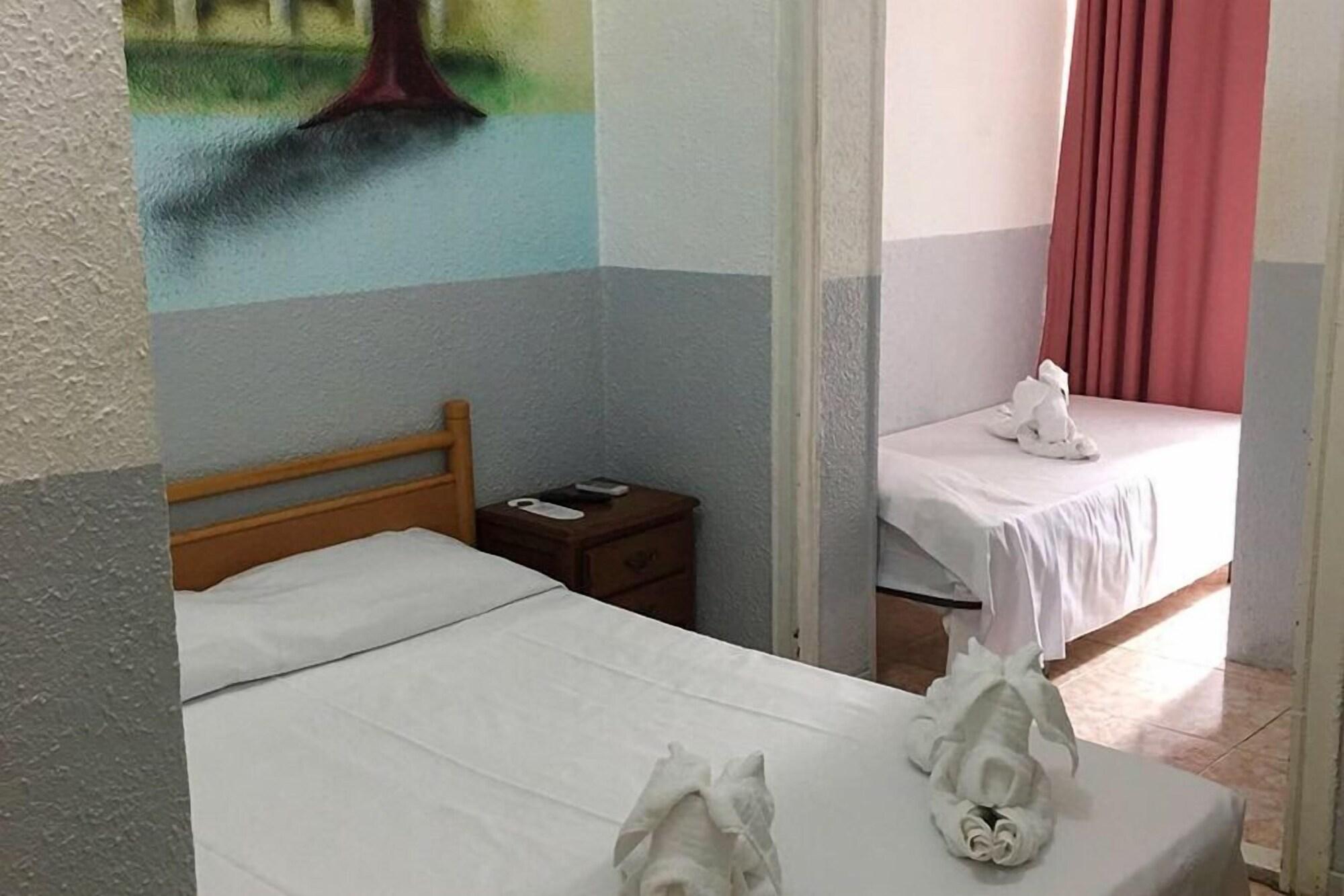 ברצלונה Hostal Eden מראה חיצוני תמונה
