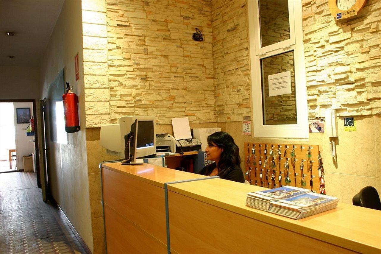 ברצלונה Hostal Eden מראה חיצוני תמונה