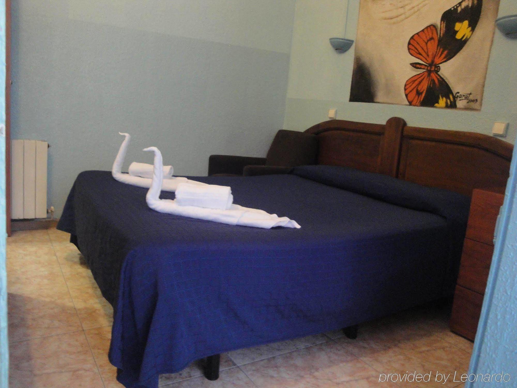 ברצלונה Hostal Eden מראה חיצוני תמונה