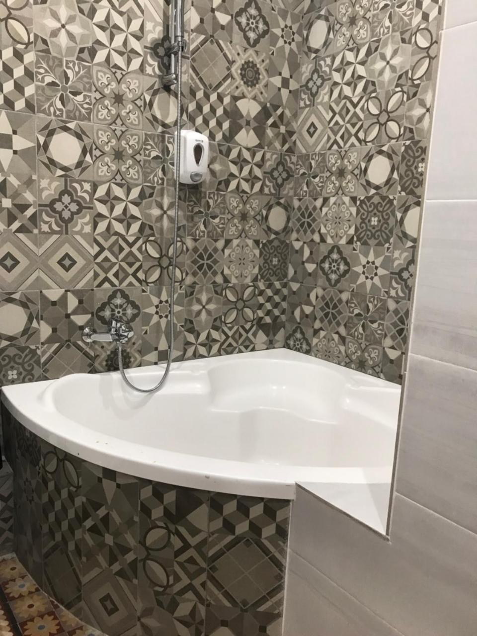 ברצלונה Hostal Eden מראה חיצוני תמונה